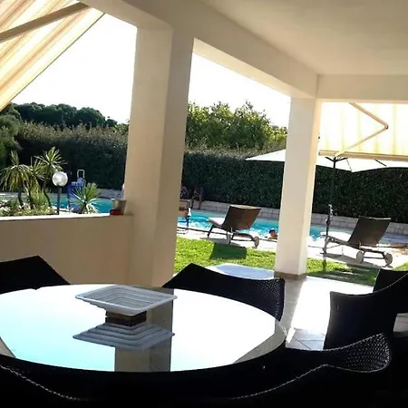 Relax Tra I Mirti Villa