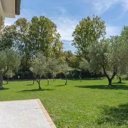 빌라 Relax Tra I Mirti Casa Linari